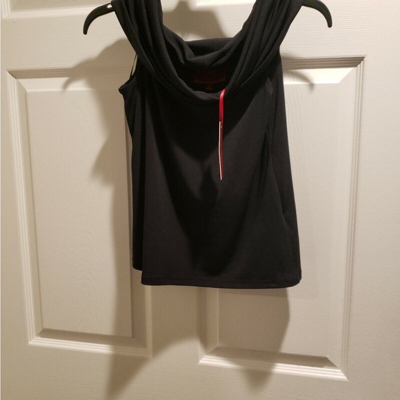 JLO Black Off the shoulder top - XL - Picture 6 of 7